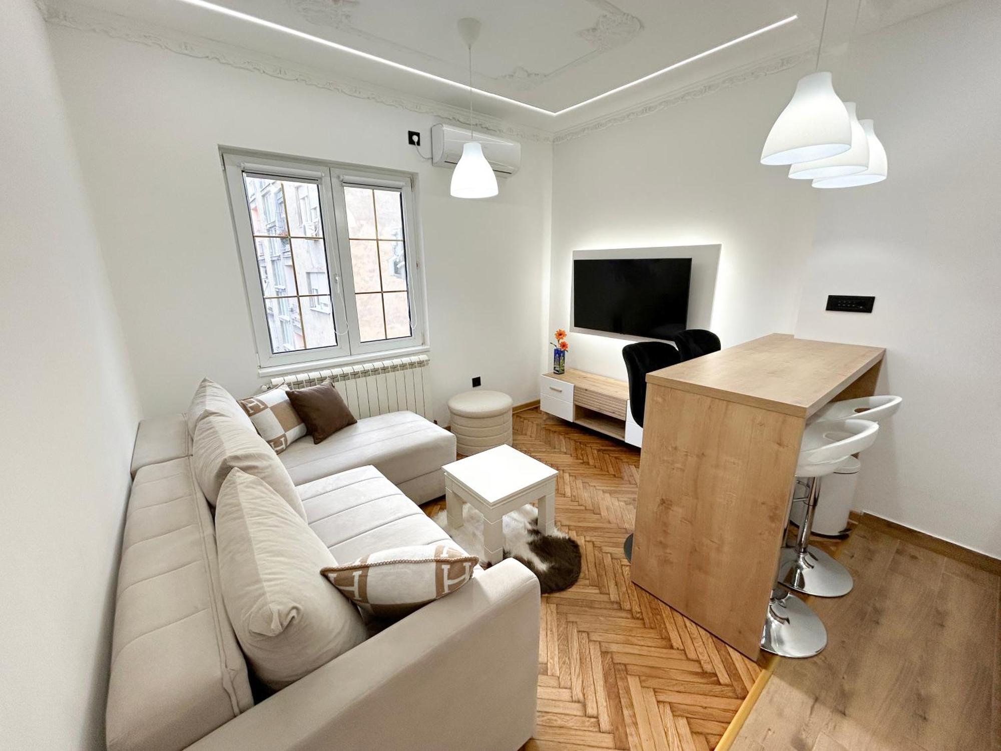 Central Elegance Belgrade Exterior photo